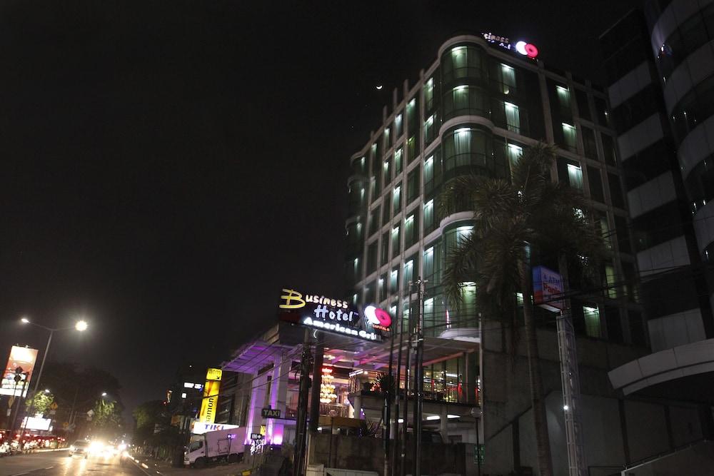 Business Hotel Jakarta Exterior photo
